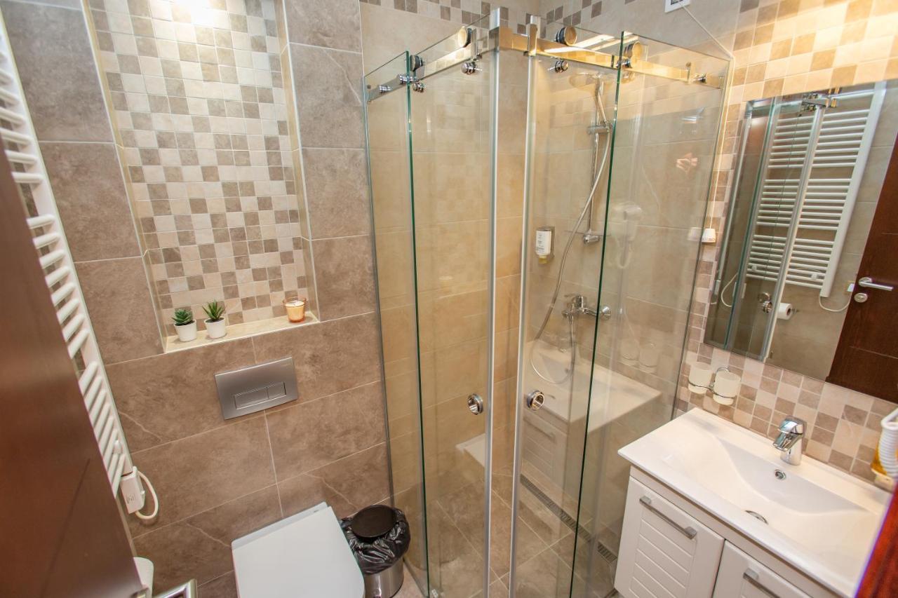 Harizma 013 Aparthotel Kevevára Kültér fotó