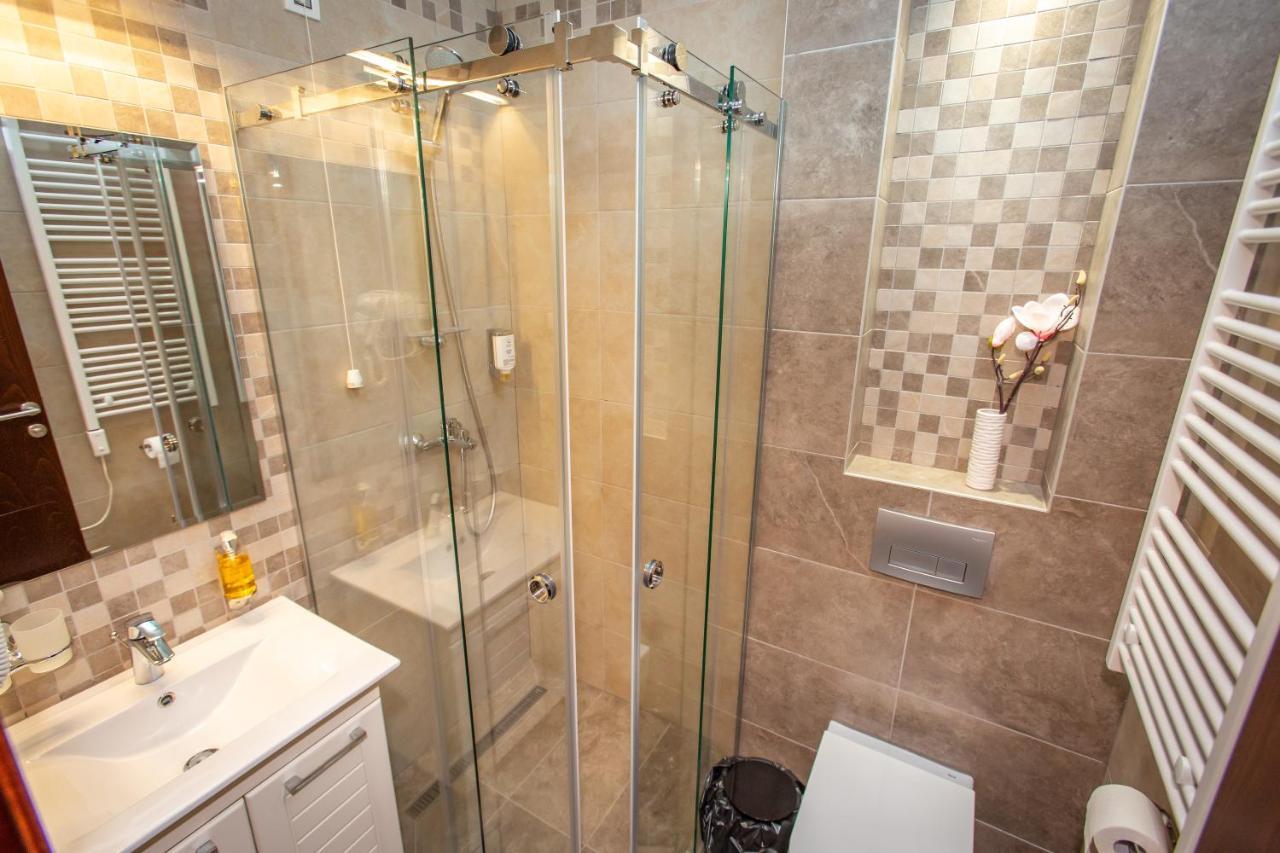 Harizma 013 Aparthotel Kevevára Kültér fotó