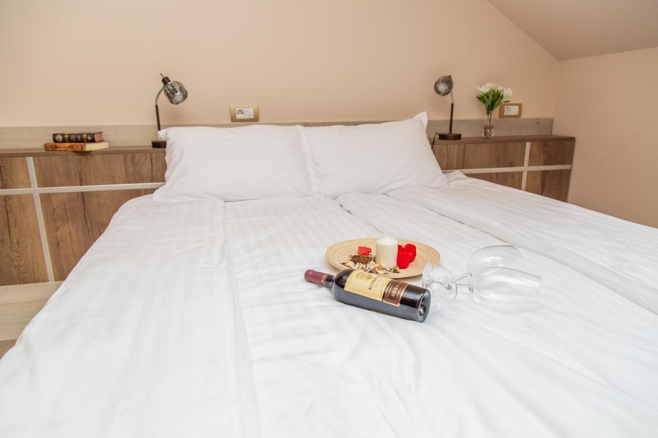 Harizma 013 Aparthotel Kevevára Kültér fotó